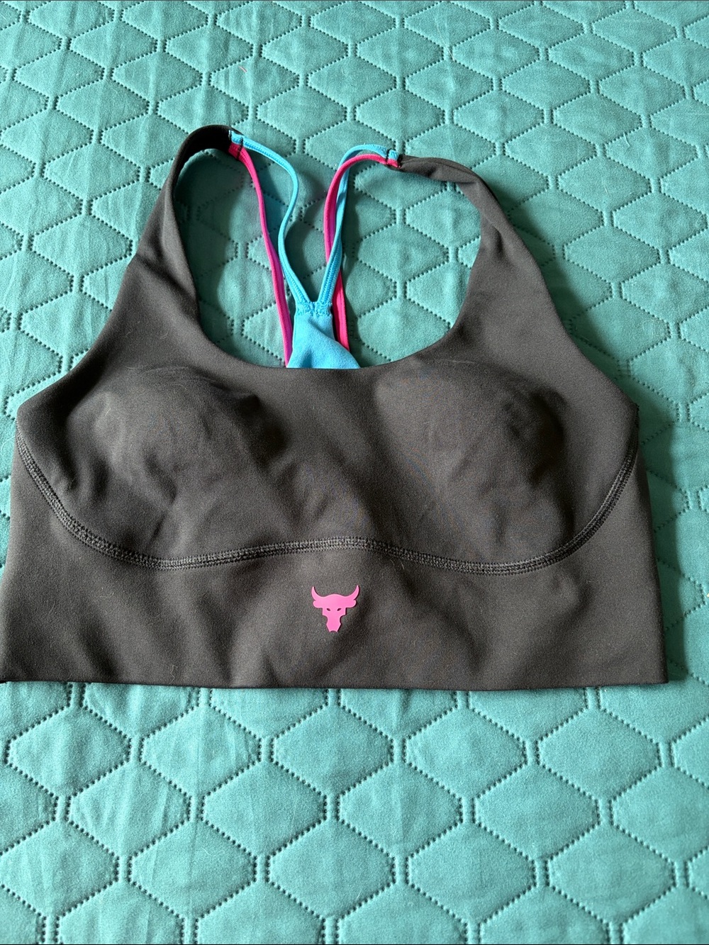 Under Armour Sports Bra size women's